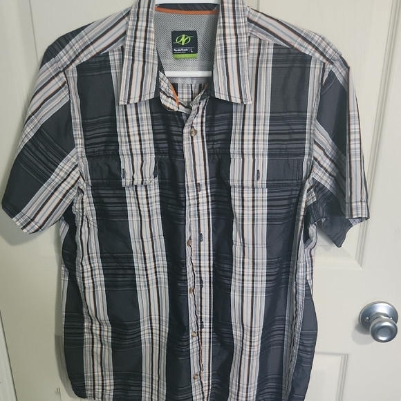 Men's Black and White Plaid Button Down Shirt - Picture 1 of 1